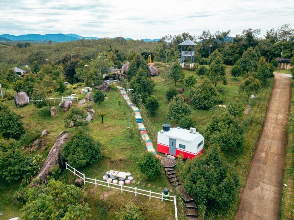 Durian Ecolodge Tampin Exteriör bild